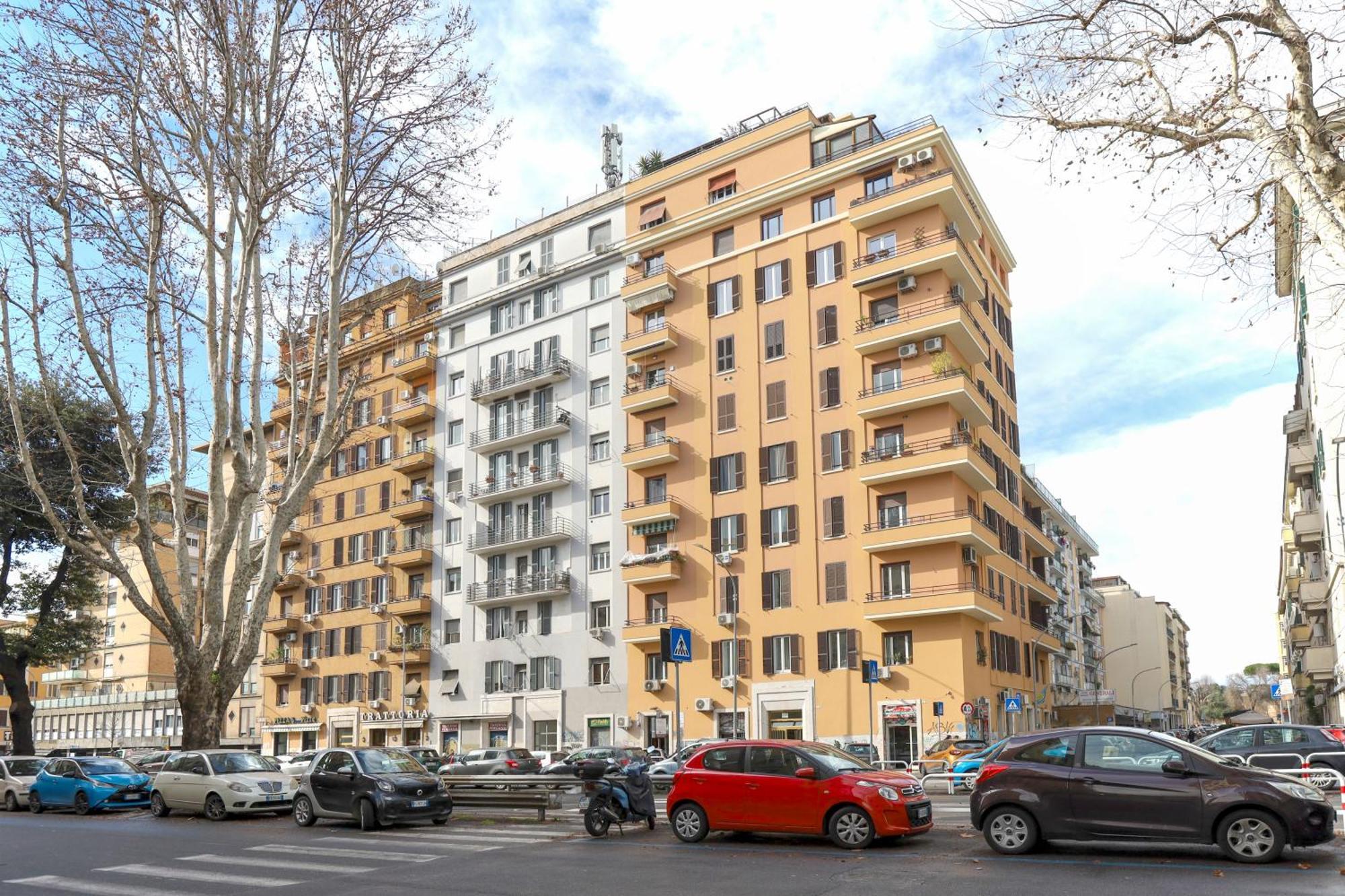 Piramide Deluxe Apartment 罗马 外观 照片